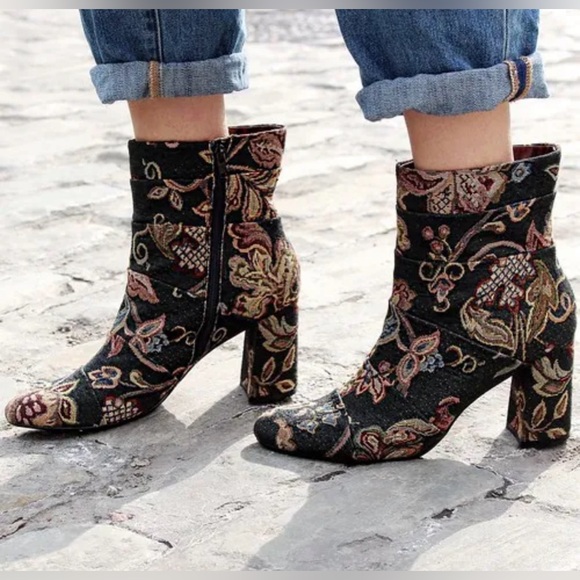 Poetic License Shoes - Poetic Licence | EUC - Patchwork Places - Booties - Size 7.5 - 3.5” Block heel